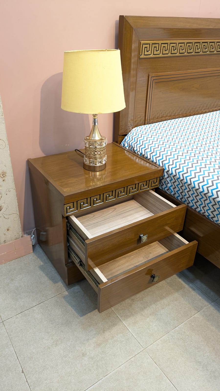 Single Bed With 1 Side Table