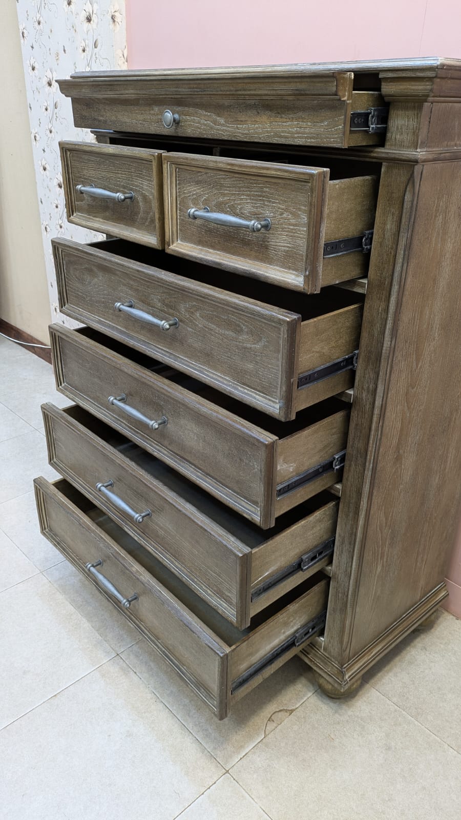 Imported American Ashley Furniture Chest Of drawers