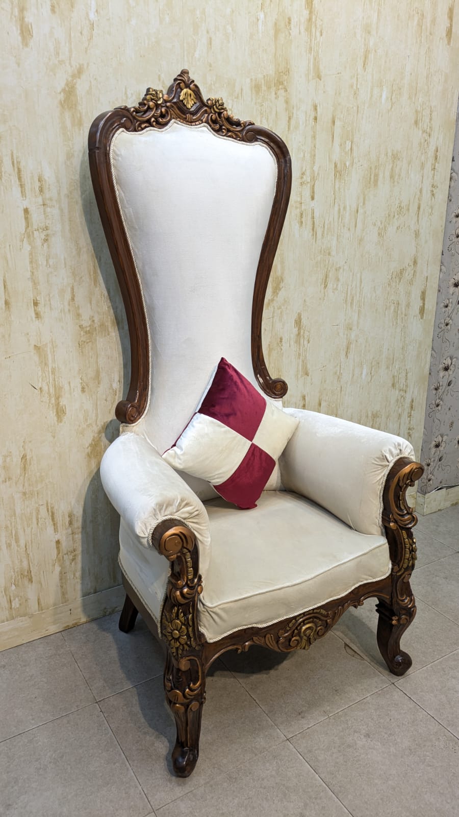 High back chair