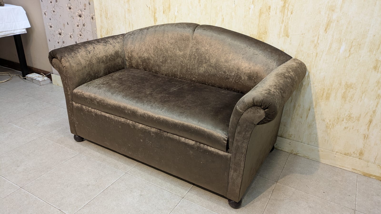 2 Seater Sofa Set