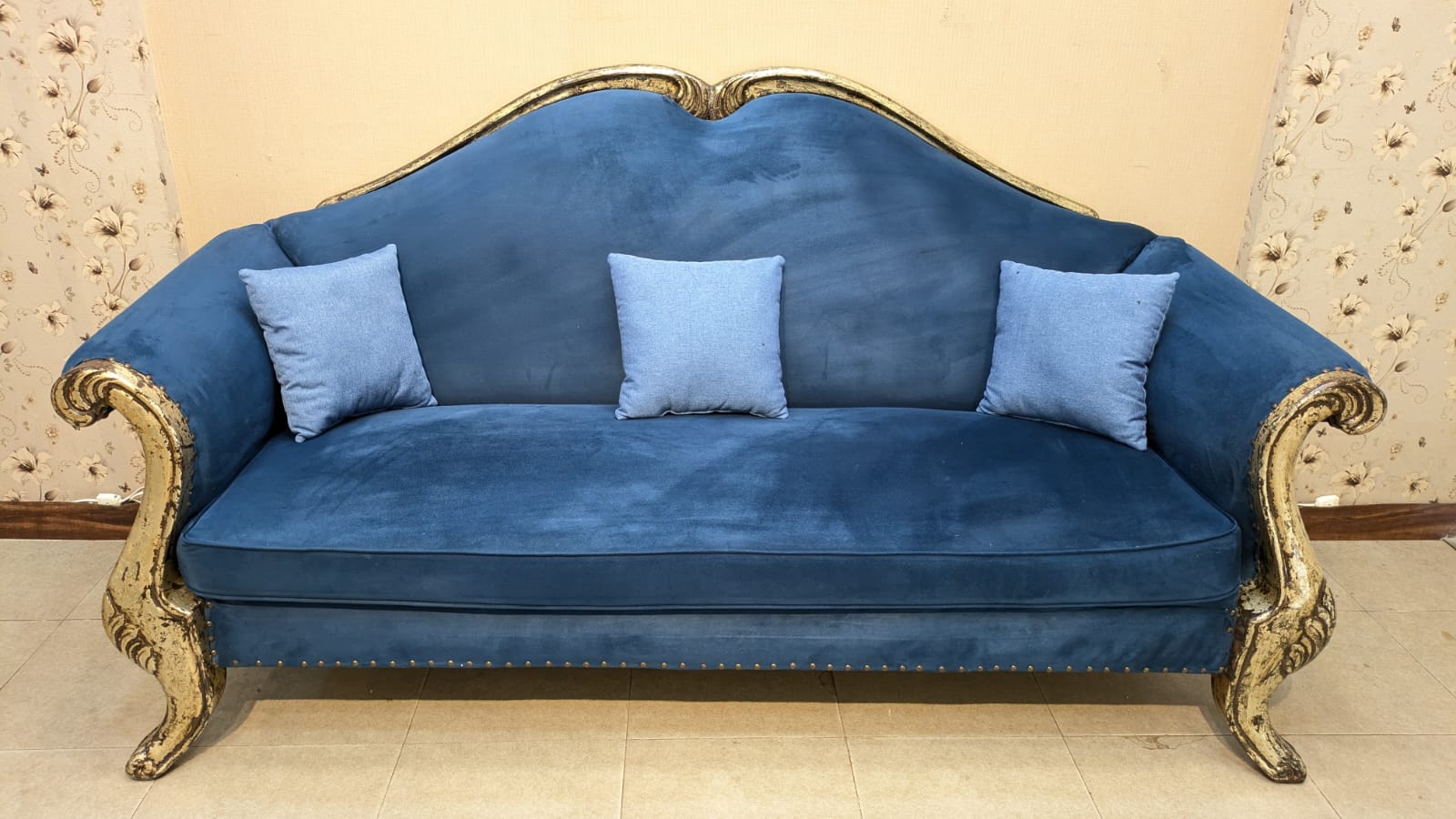 Royal Design 7 Seater Sofa Set
