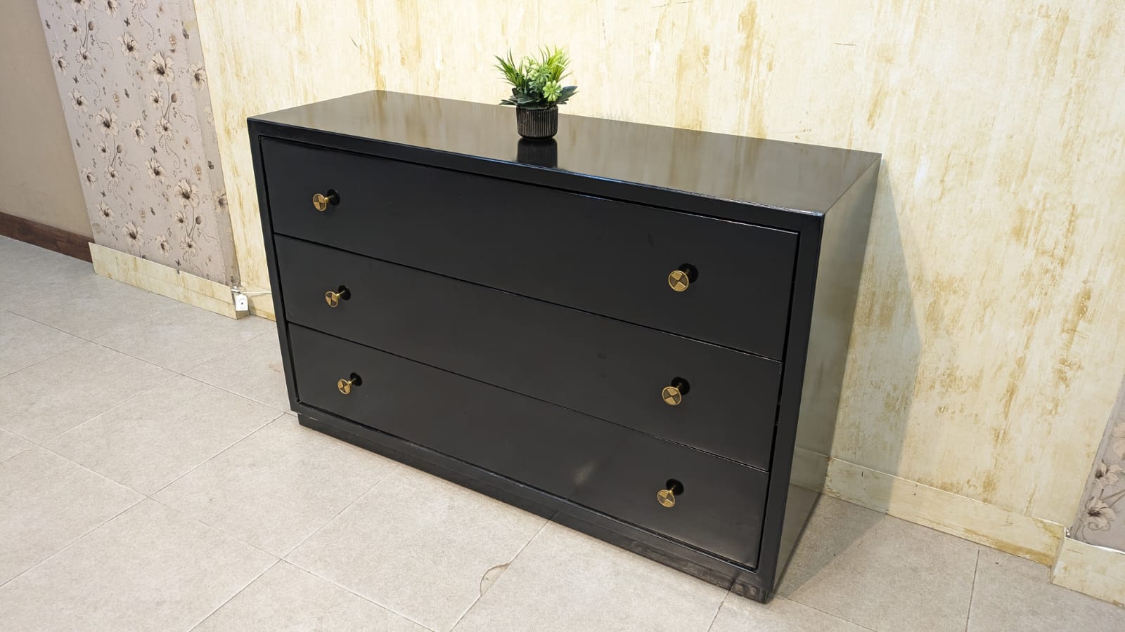 Chester drawers