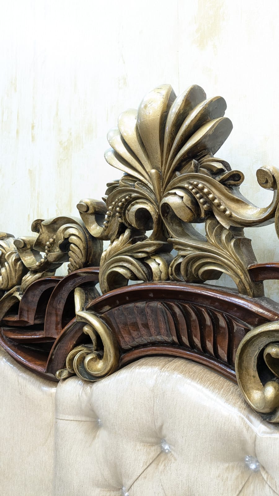 Luxurious King Size Bed