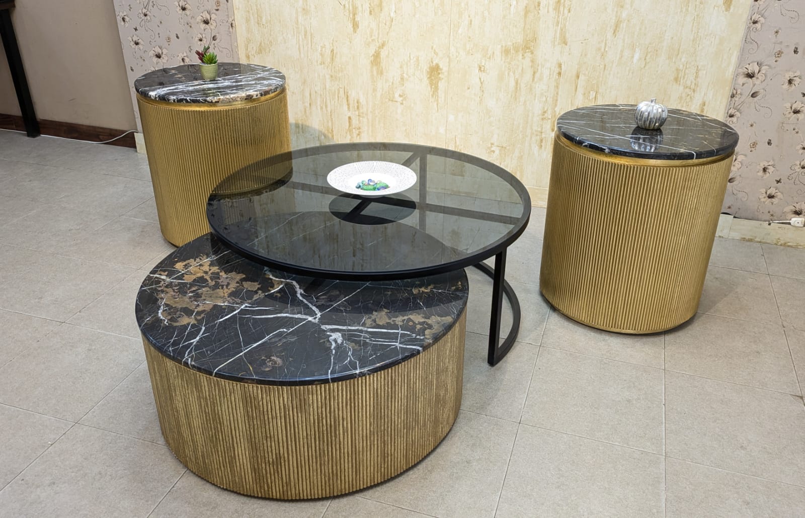 4 Pieces Nesting Coffee Tables with Side Tables Set