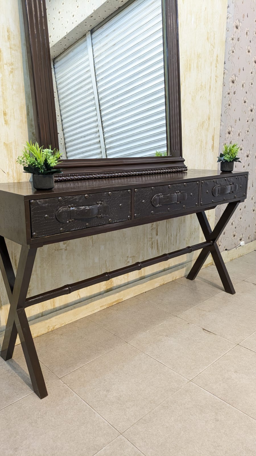 Console with Wall-Mounted Mirror