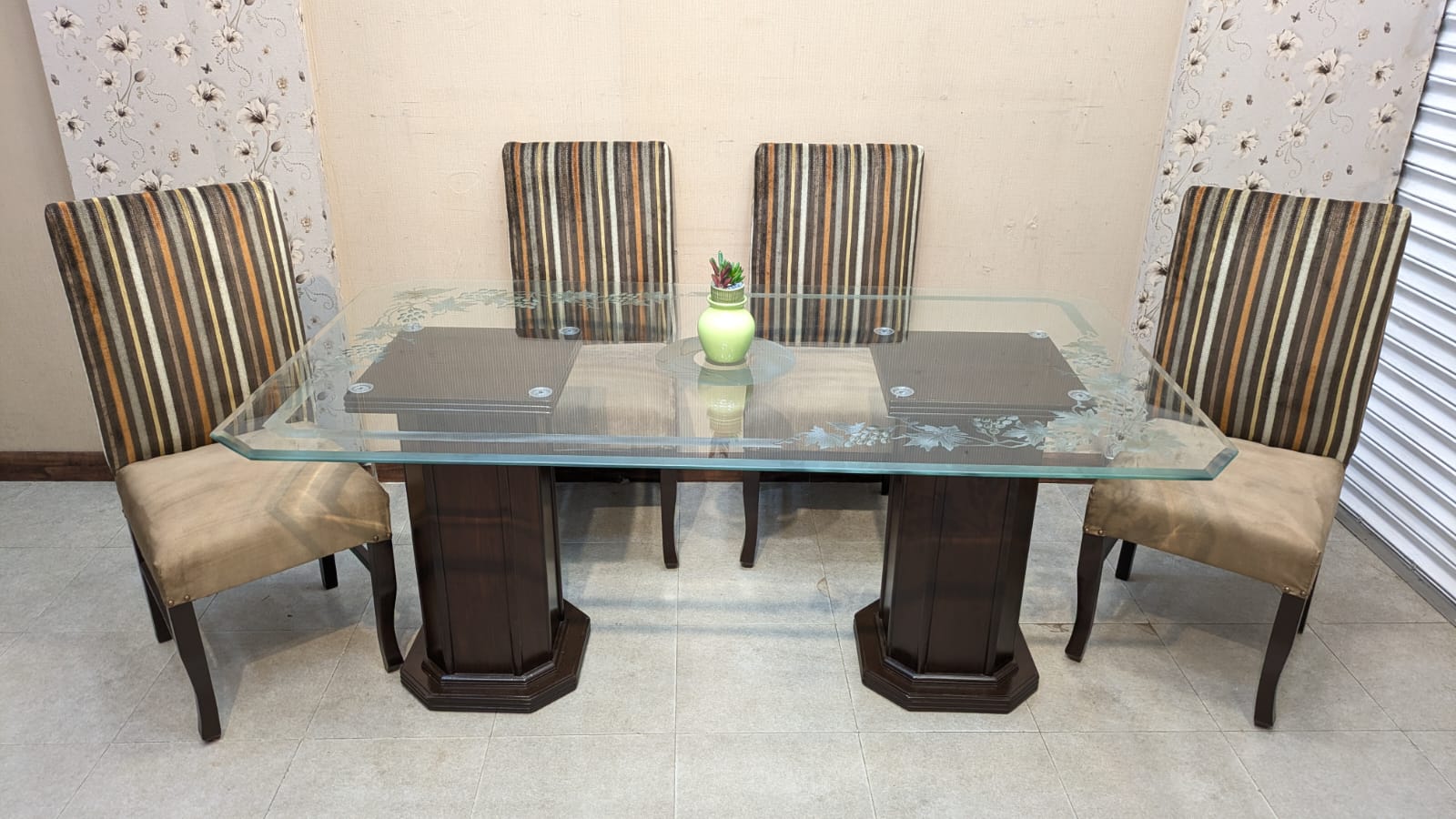 6 Seater Dining Table