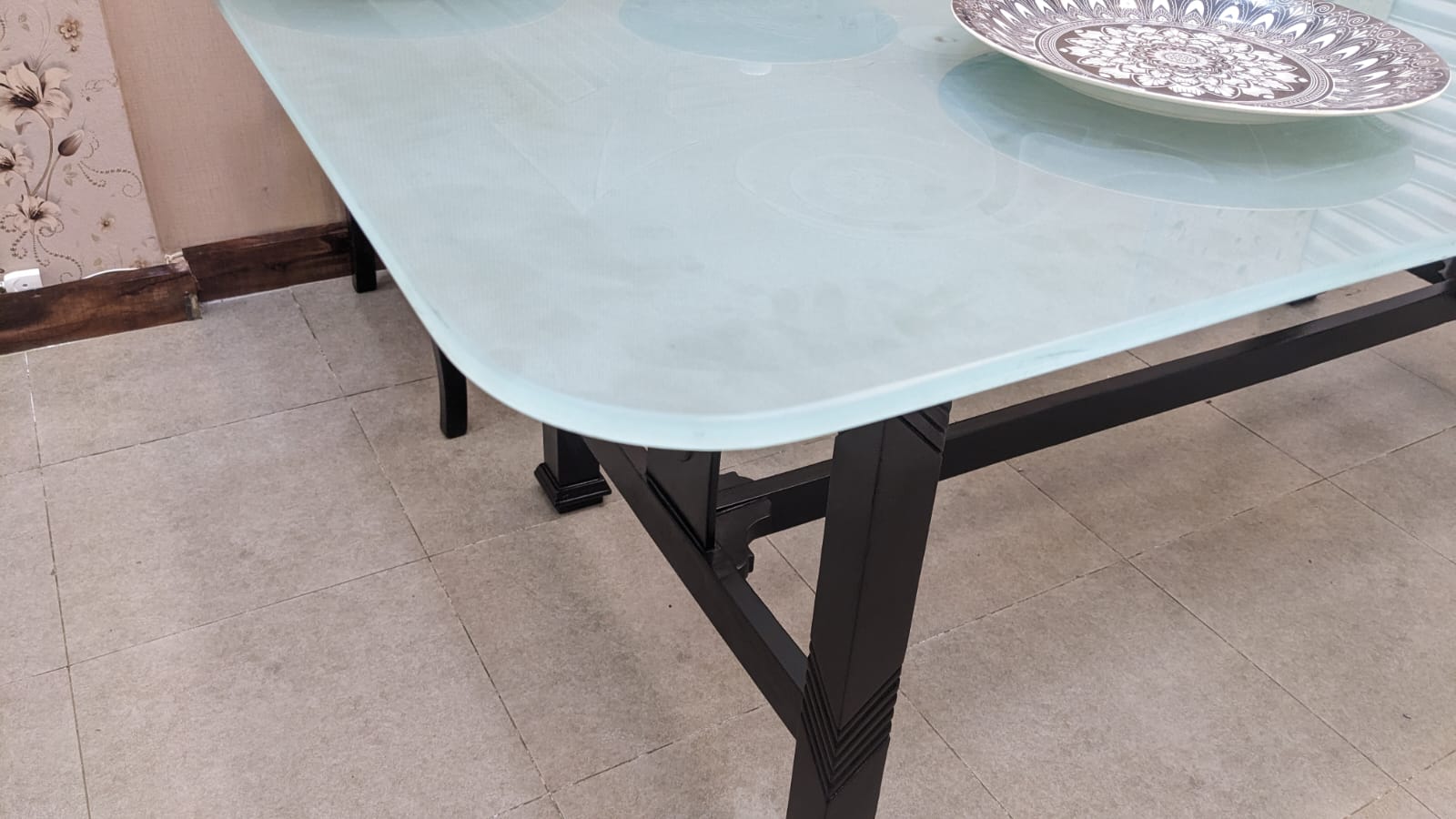 Solid Sheesham Wood 8 Seater Dining Table