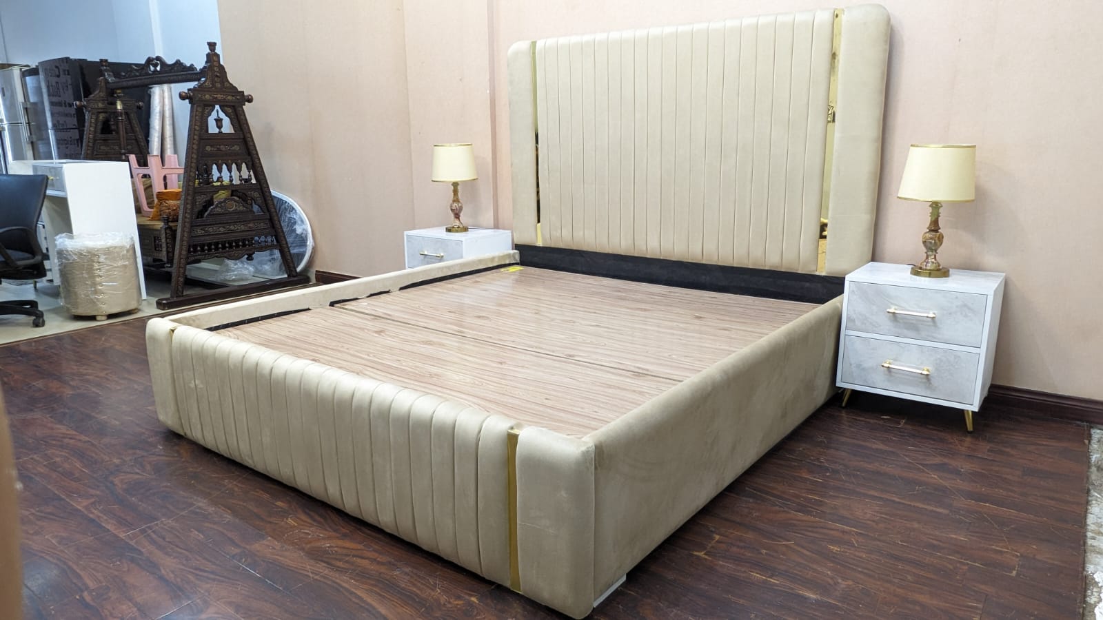 Brand New King Size Bed Set