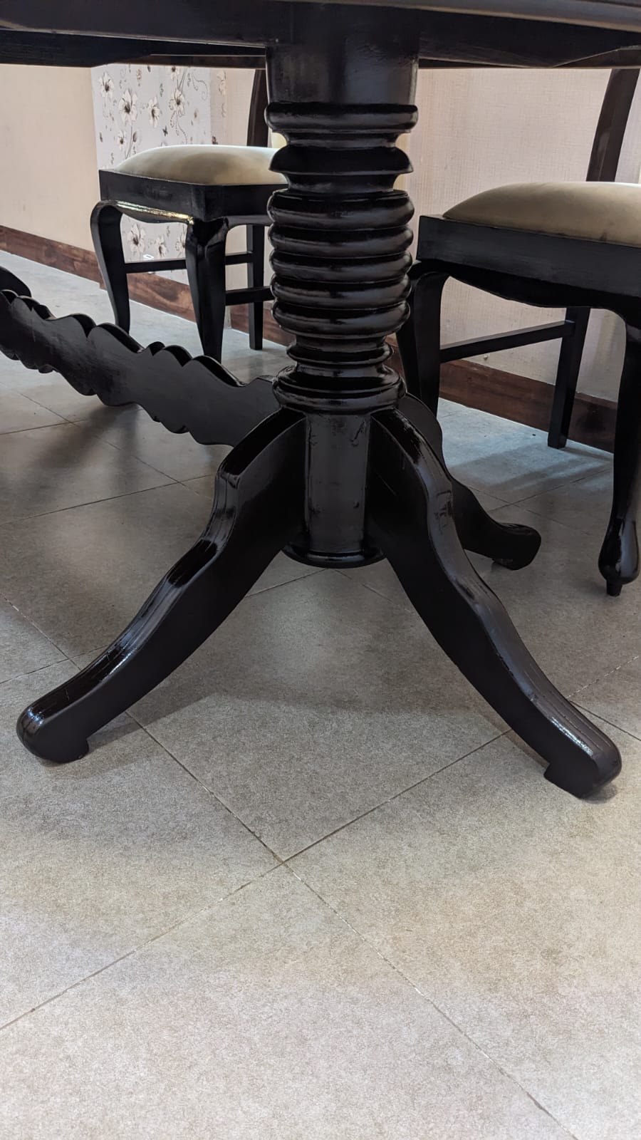 Sheesham Wood 6 Seater Dining Table