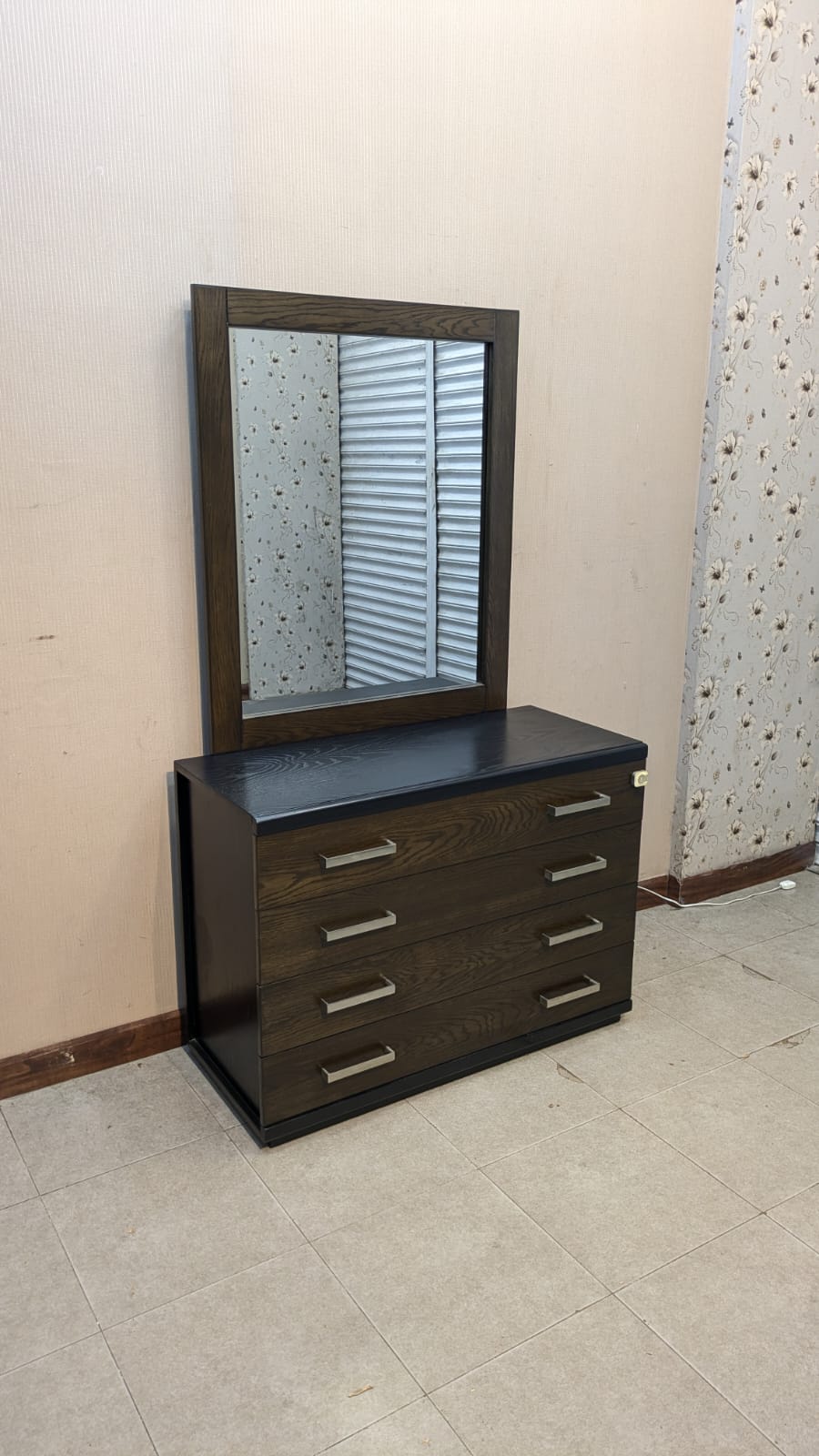 Habitt Cooper King Size Bedroom Set
