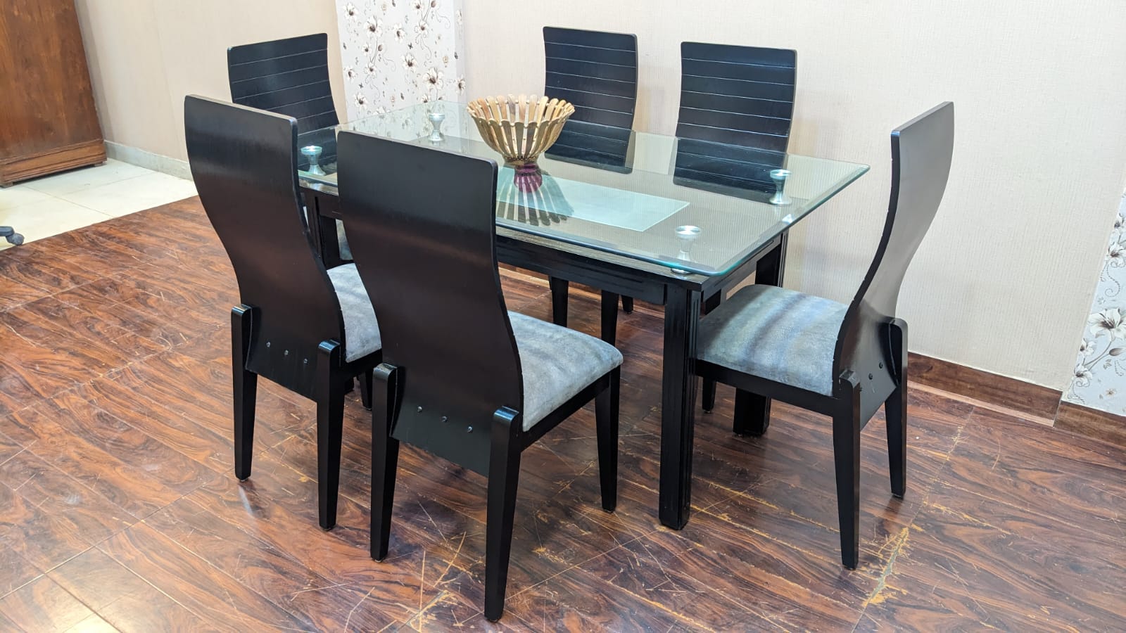 6 Seater Dining Table