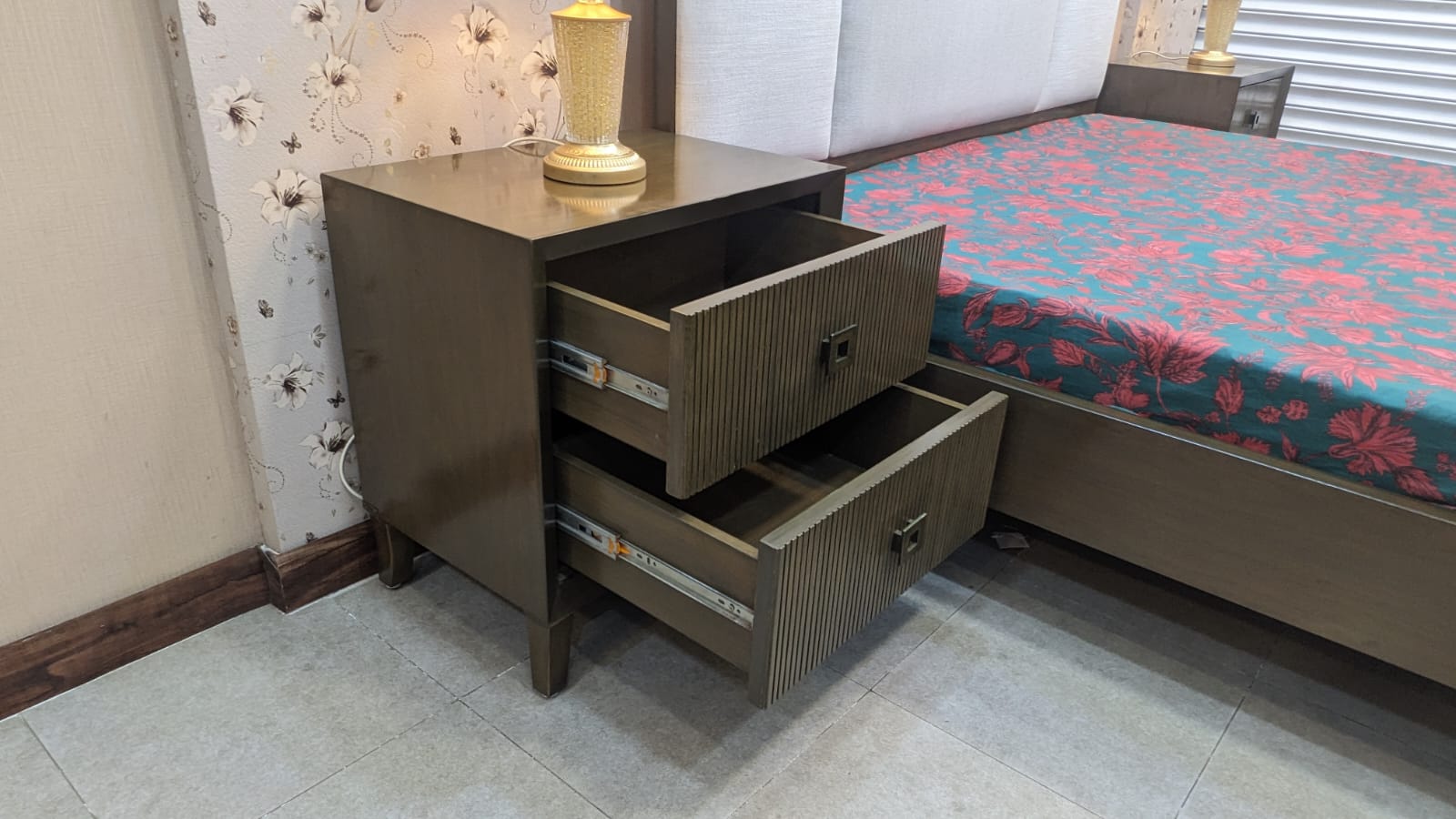 Modern King Size Bed Set