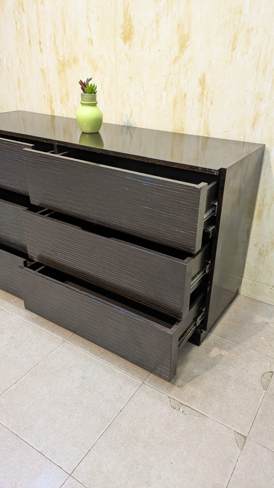 Chester Drawers