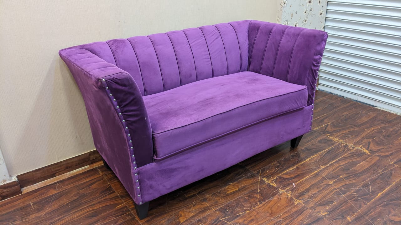 5 Seater Sofa Set with Center Table