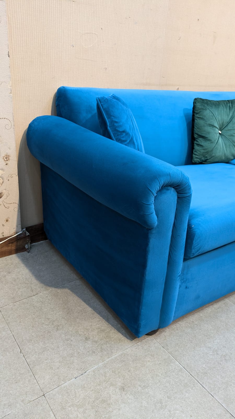 Super Comfortable 3 Seater Sofa