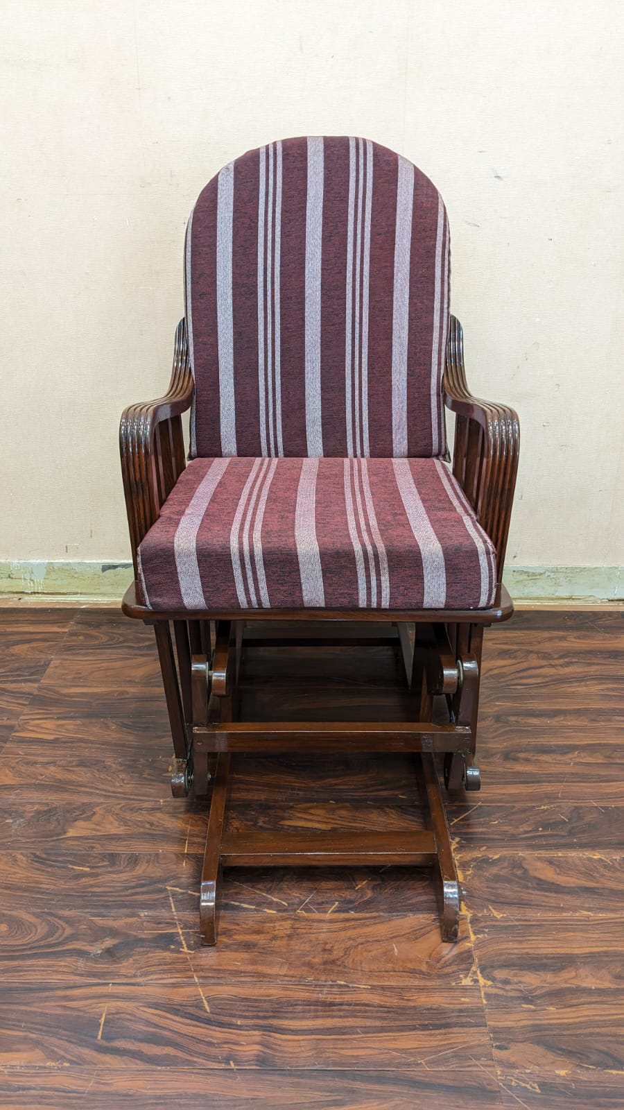 Solid Sheesham Wood Rocking Chair