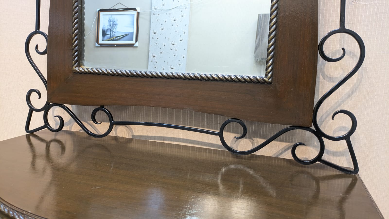 French Style Wall Mounted Console with Mirror