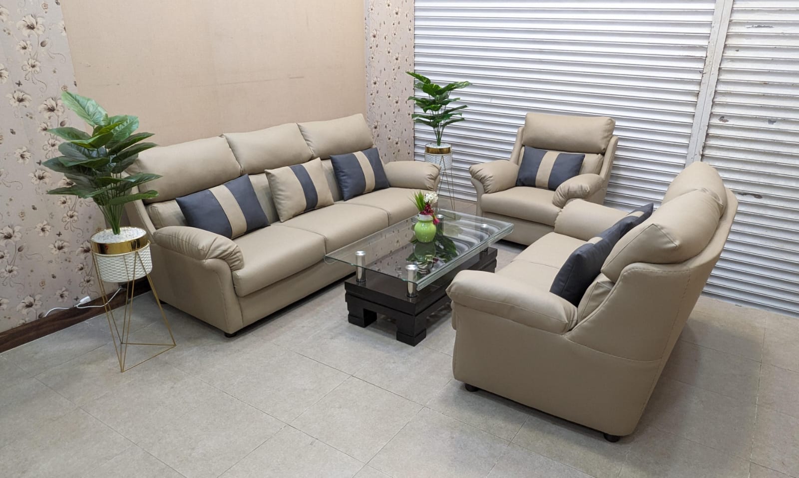 Imported Canadian Sklar peepler 6 Seater Sofa Set