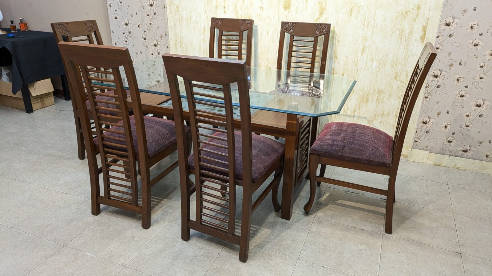 6 Seater Dining Table