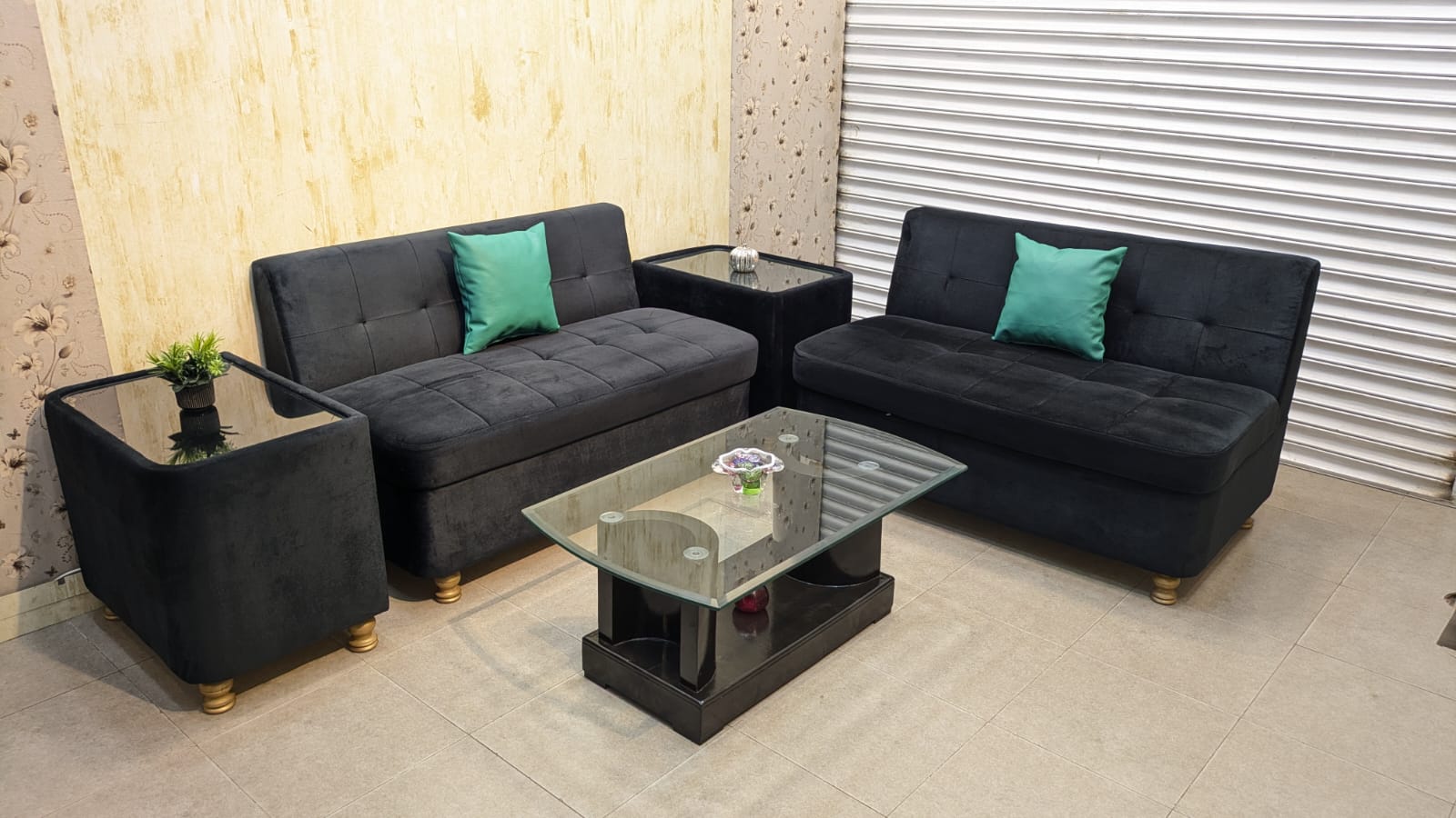 4 Seater Sofa Set with 2 Corner Tables