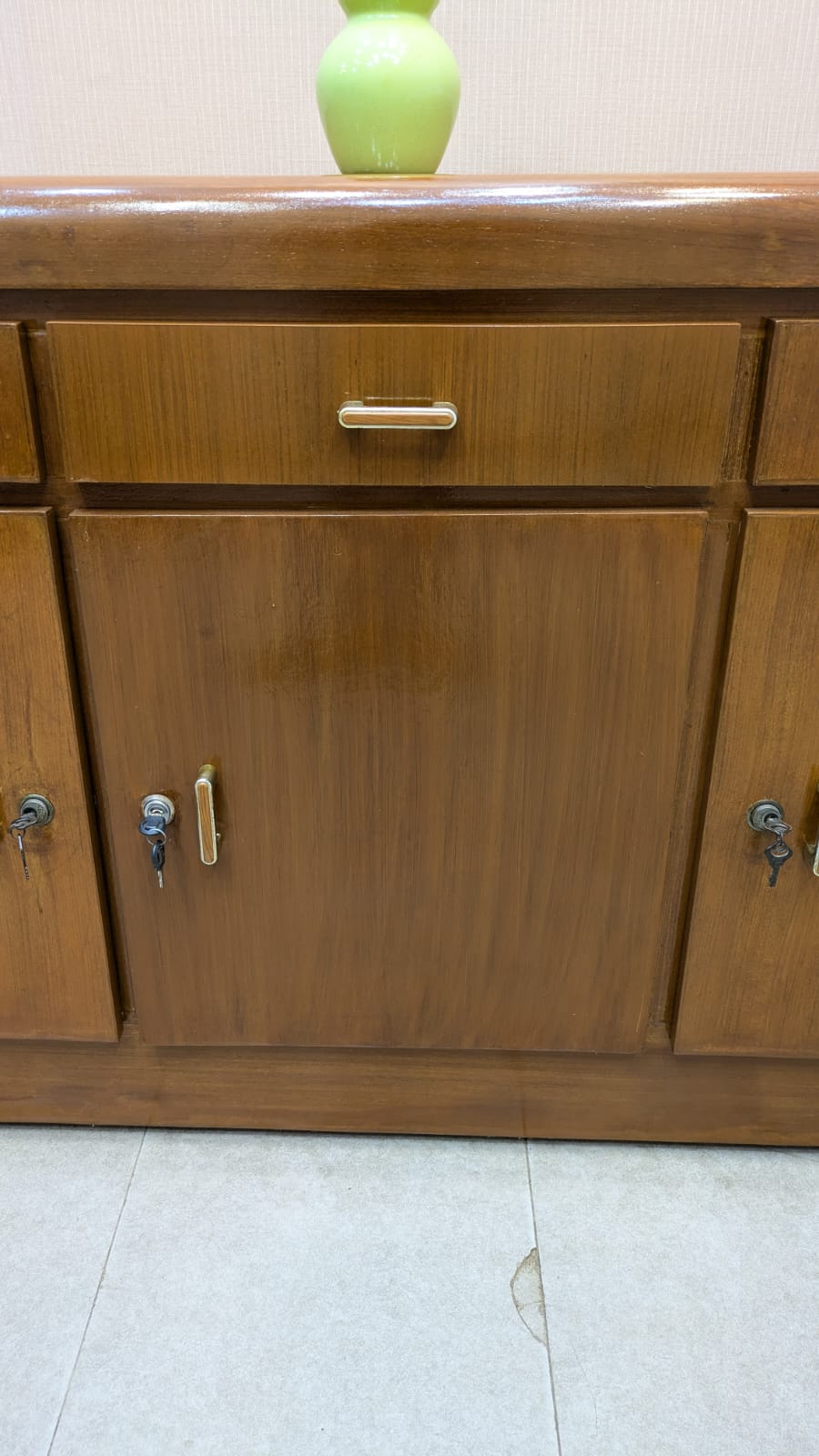 Sideboard