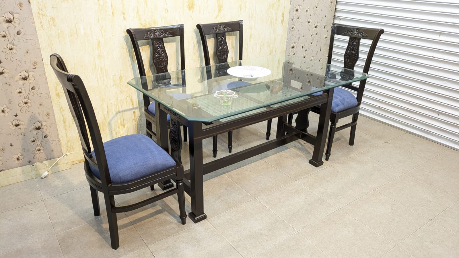 6 Seater Dining Table