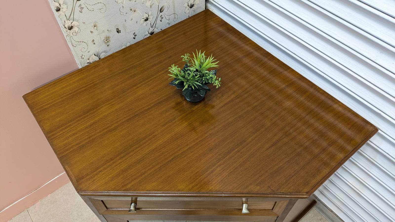 Corner Cabinet