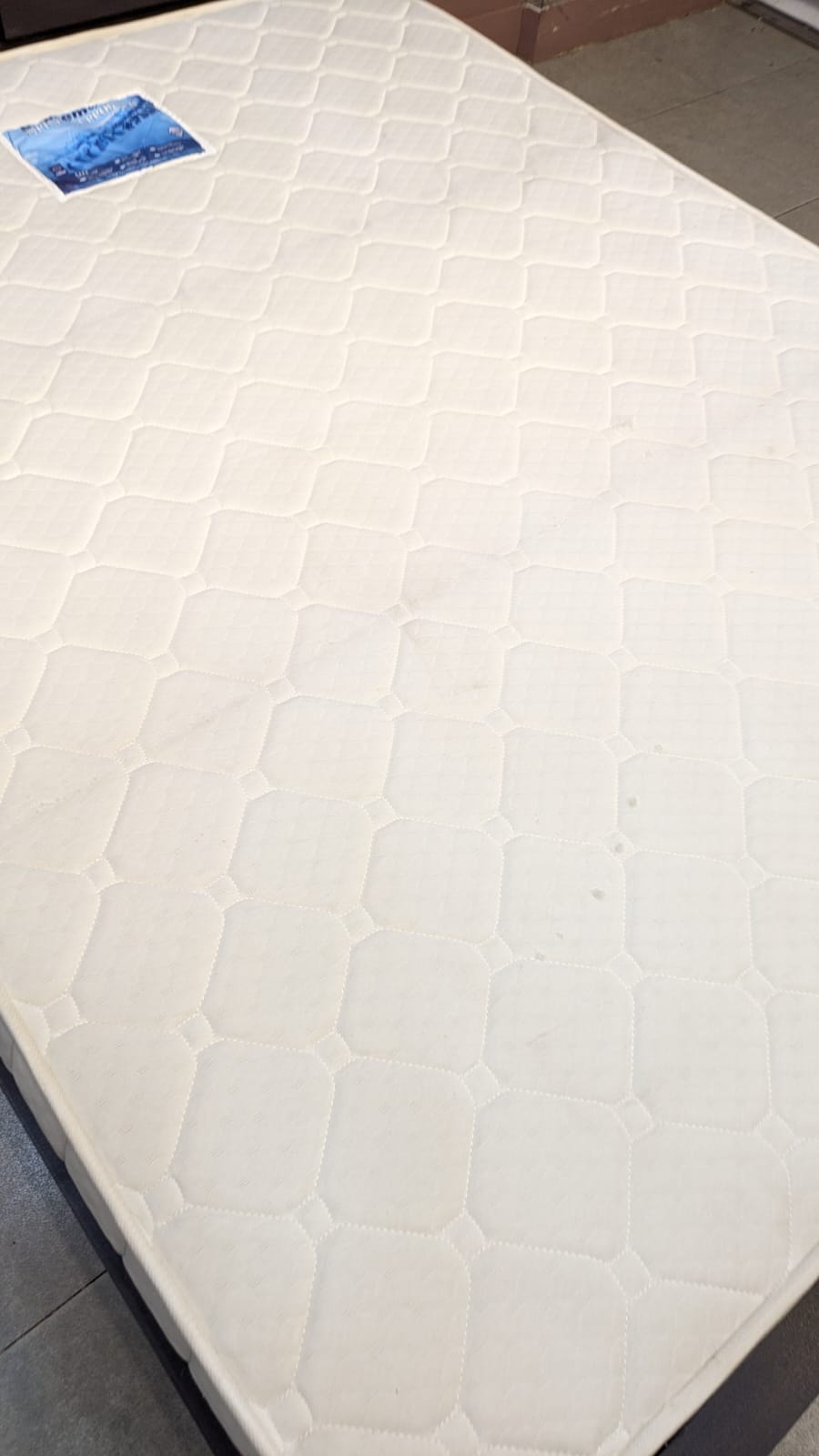 Beautiful Modern Floor Bed with Mattress –