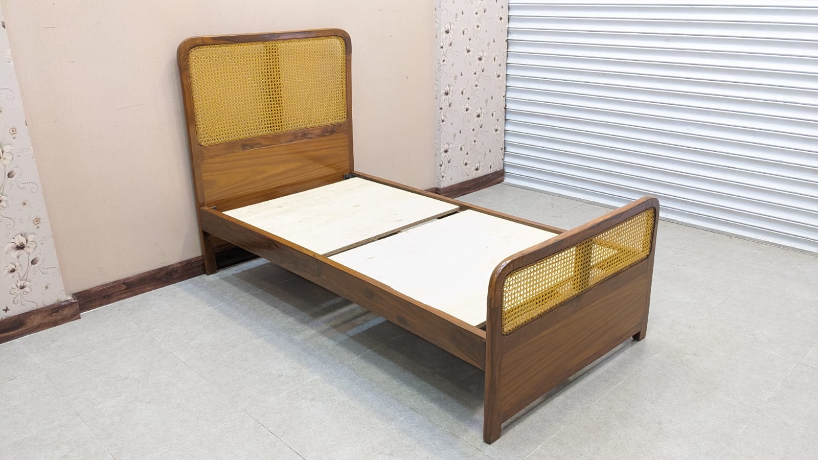 Solid Sheesham Wood Single Bed