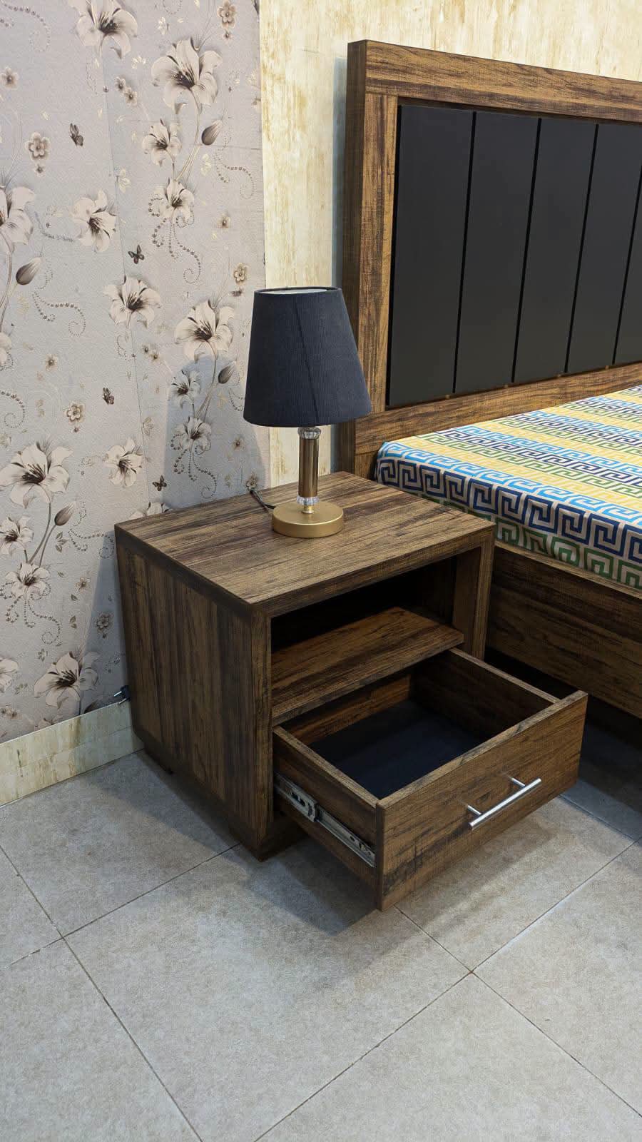 Brand New Modern King Size Complete Bedroom Set