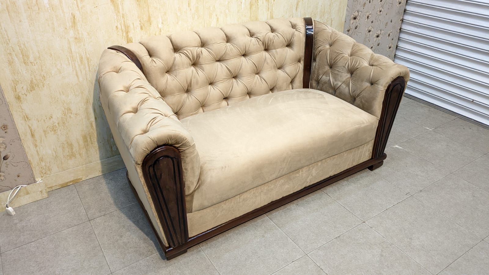 Luxurious 9 Seater Chesterfield Sofa Set