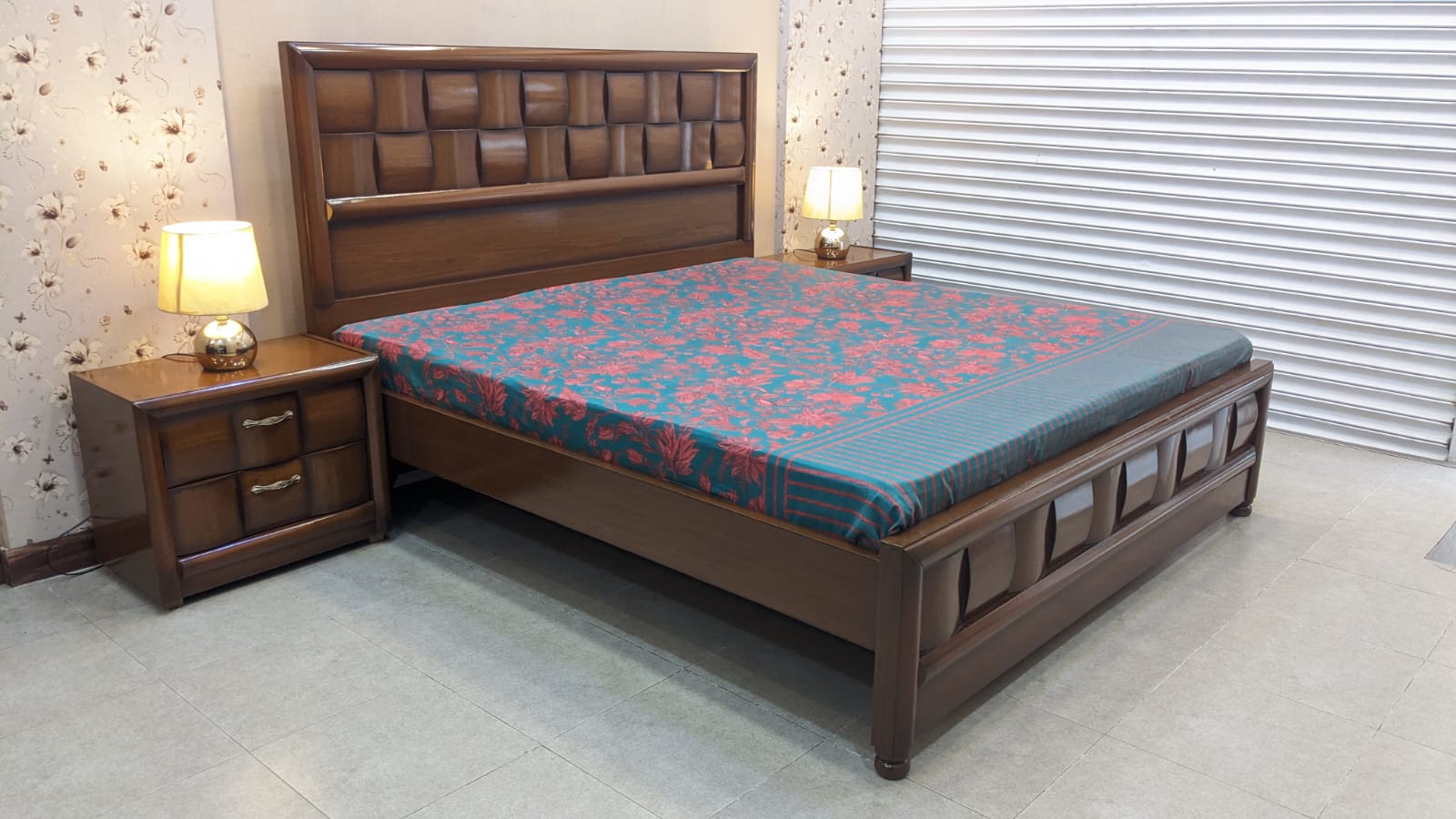 King Size Bedroom Set with Almirah