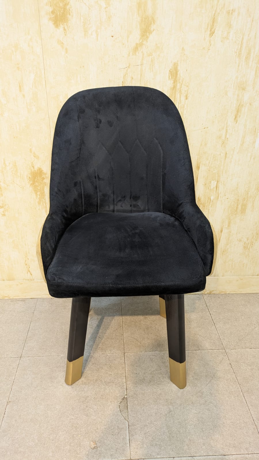 4 Seater Dining Table with Marble Top