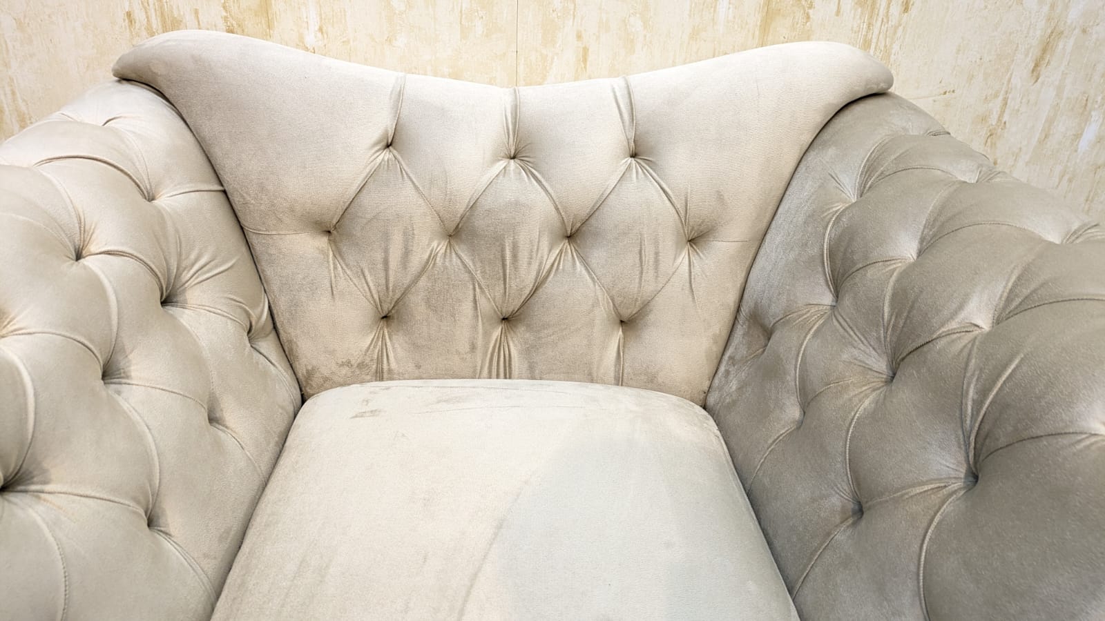 Comfortable 7 Seater Sofa Set