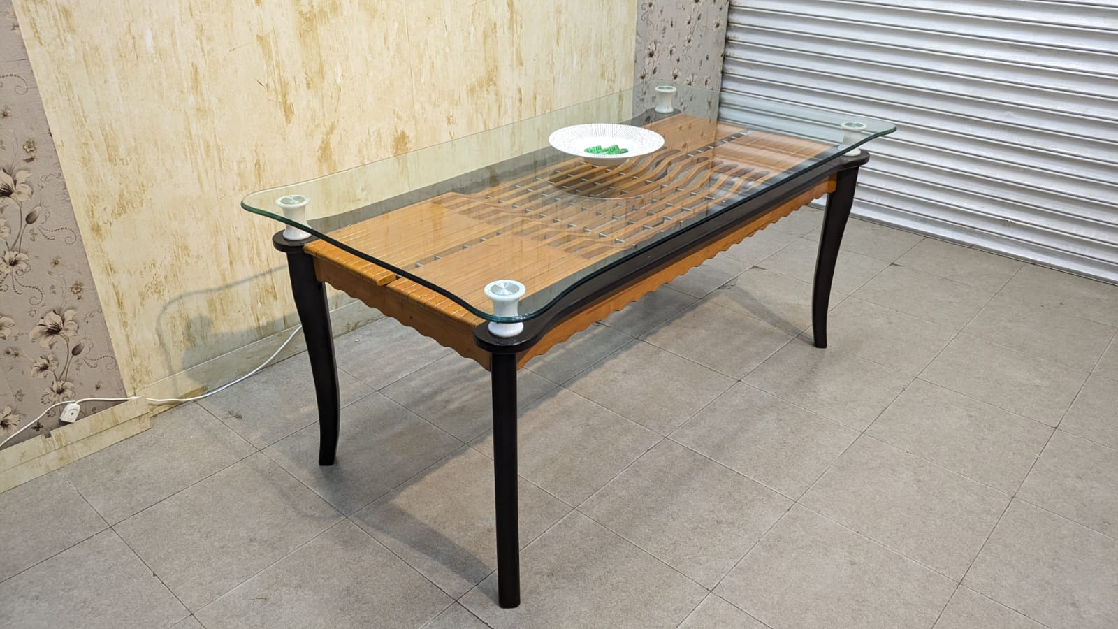 Dinning table