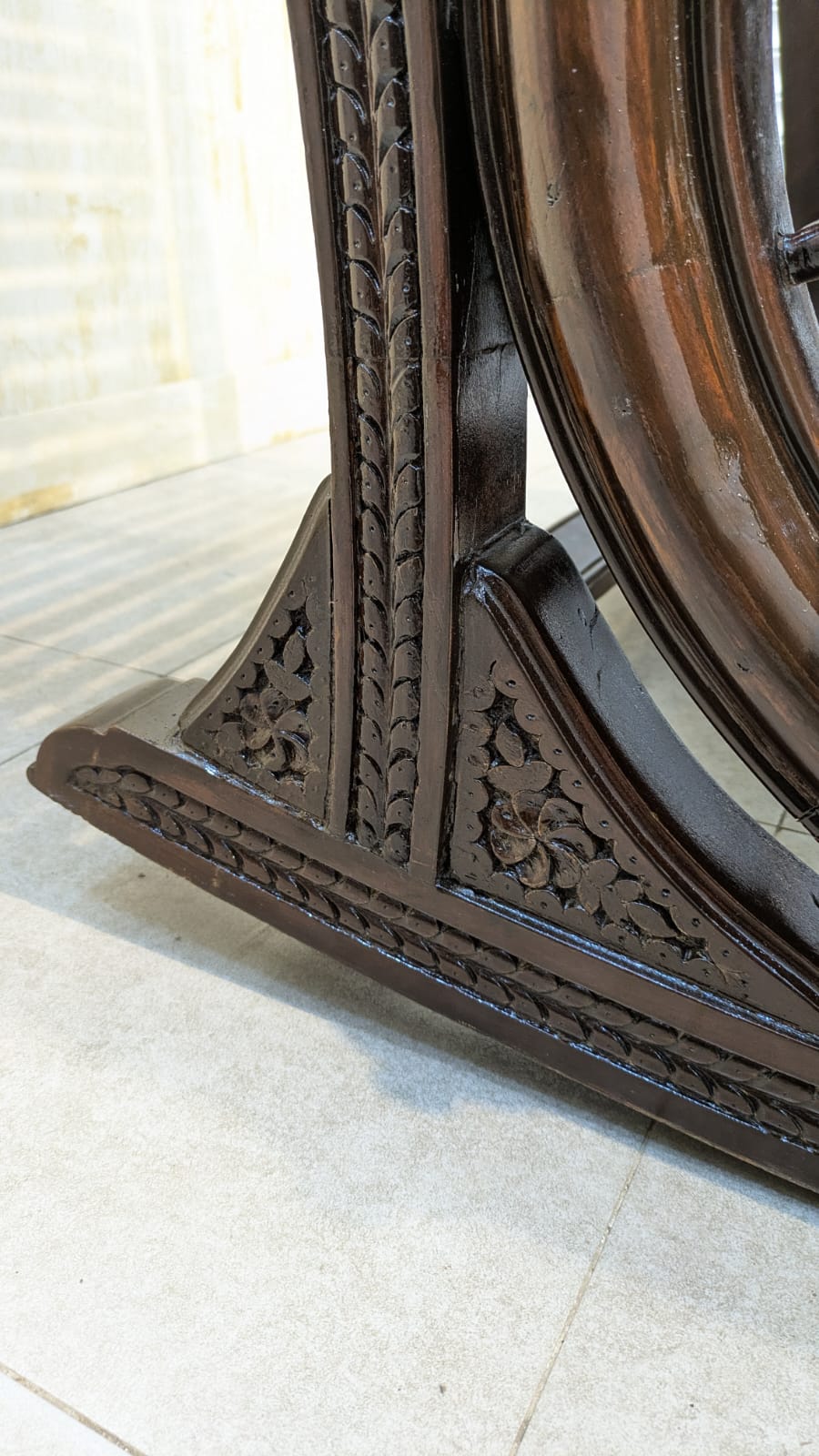 ROYAL SOLID SHEESHAM WOOD ROCKING CHAIR