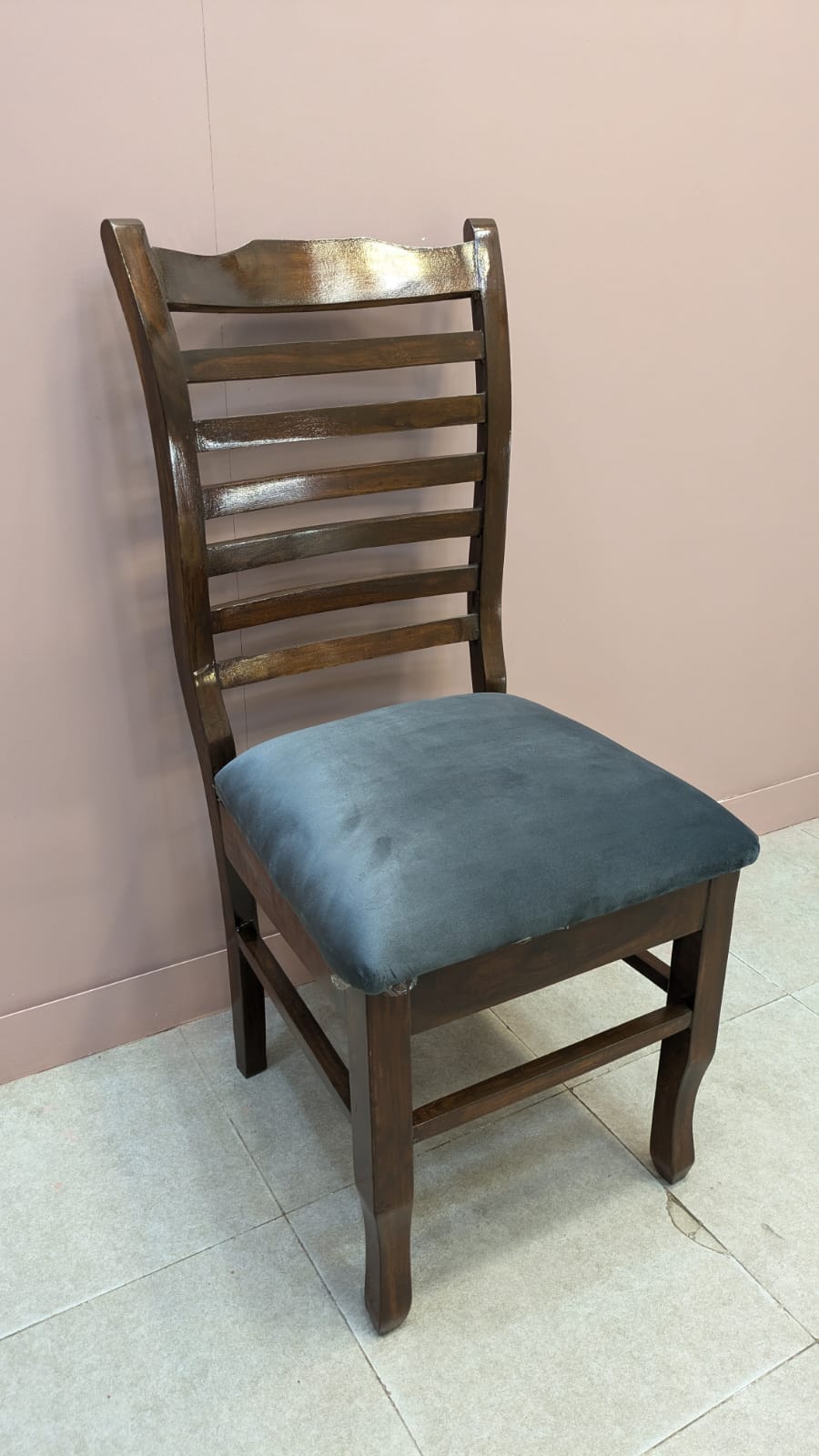 Solid sheesham Wood 4 Seater Dining Table