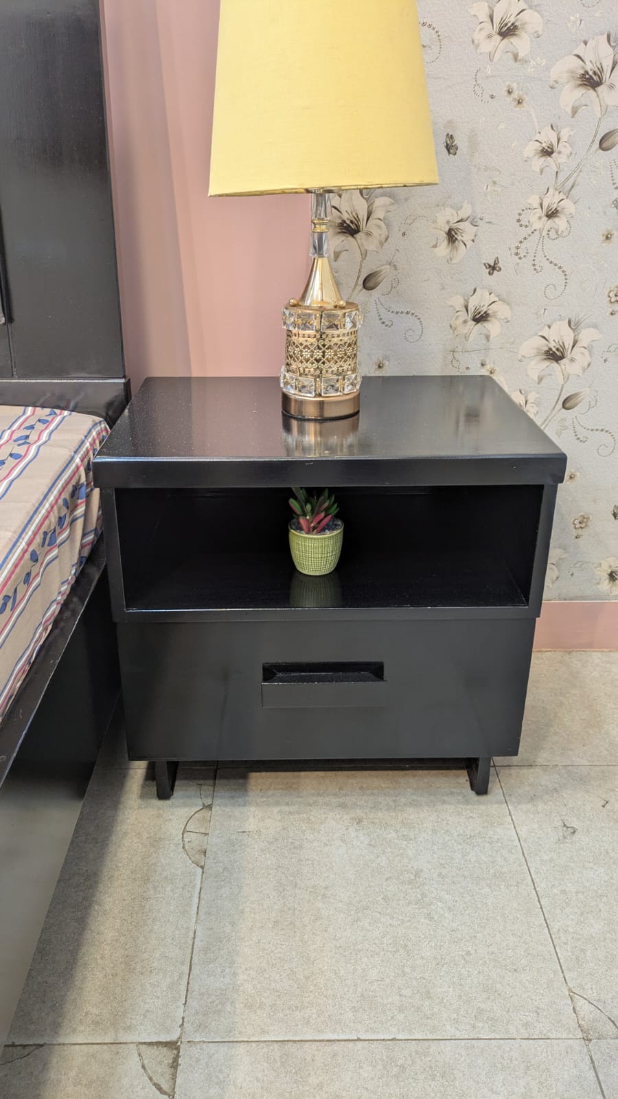 Habitt King Size Bed With 2 Side Tables