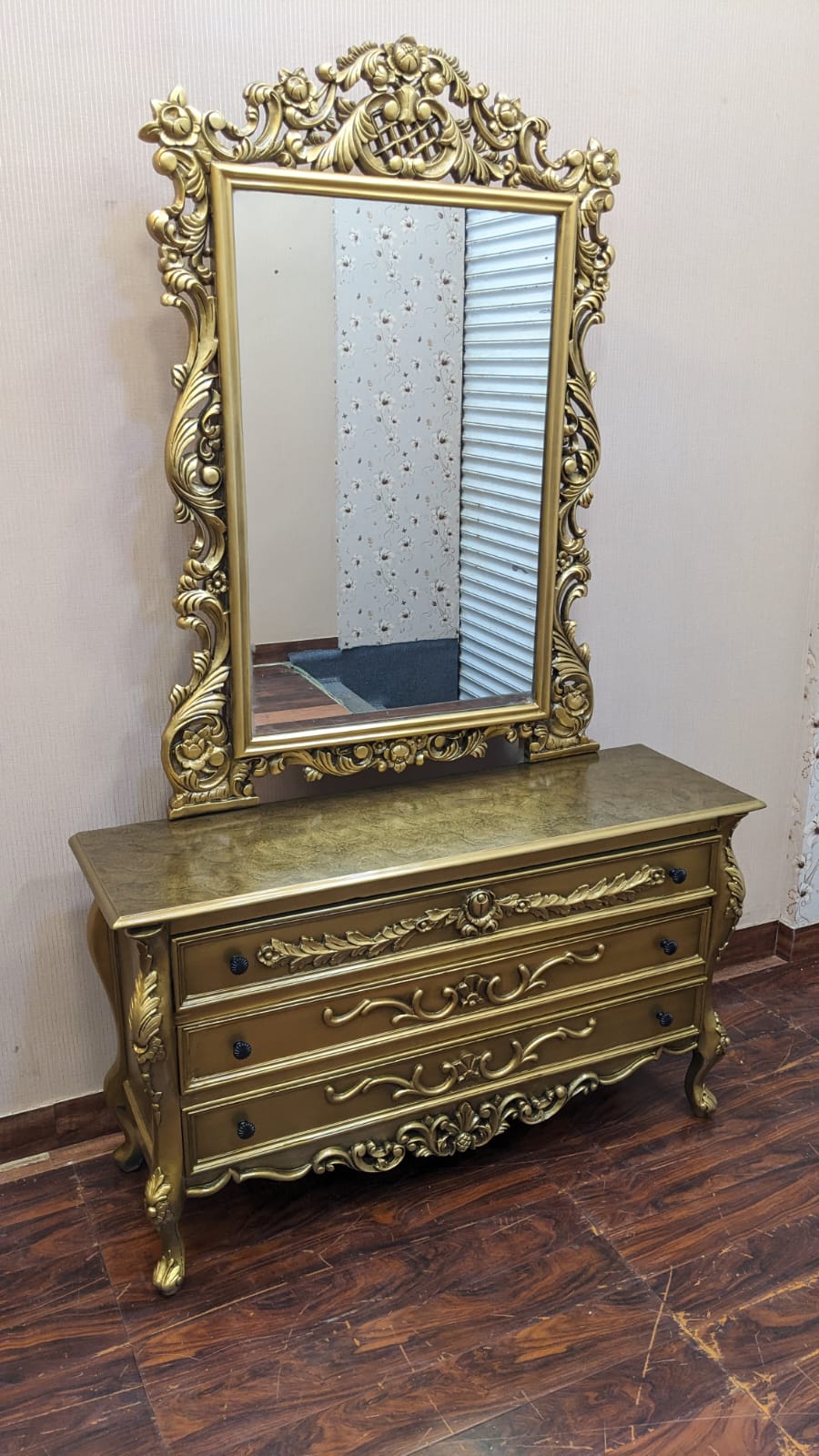 Solid Sheesham Wood Chinioti King Size Bed Set