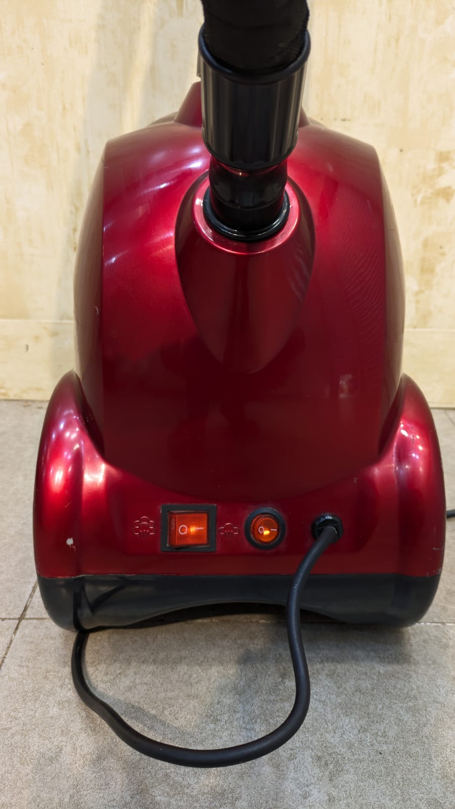 Elite Appliances Garment Steamer – Quick & Easy Wrinkle Removal
