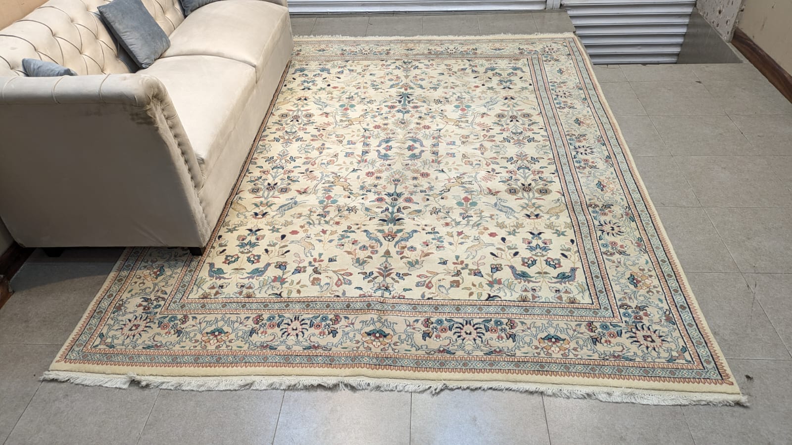 Vintage Persian Shikargah Hand Knotted Carpet