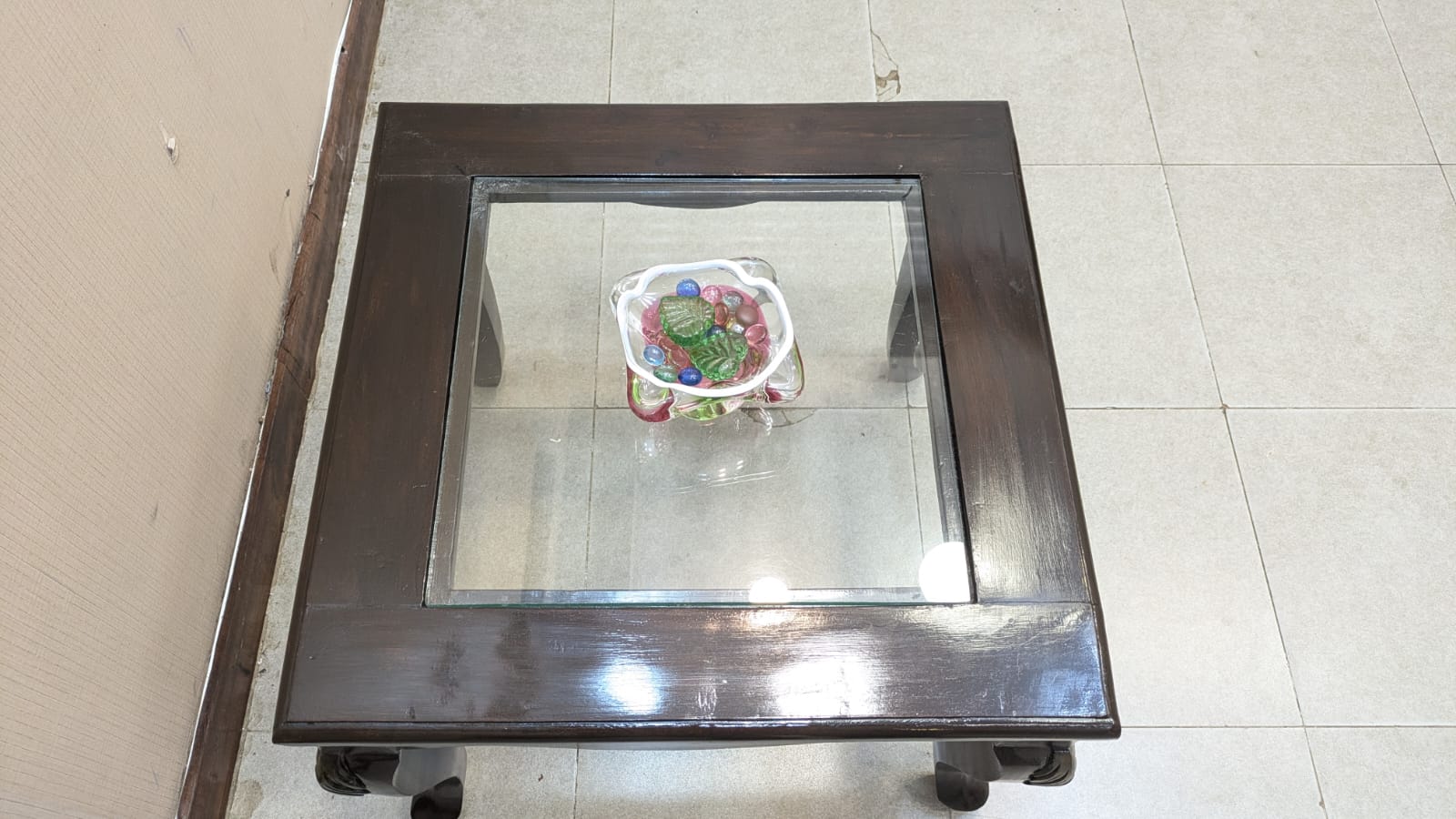 Corner Table