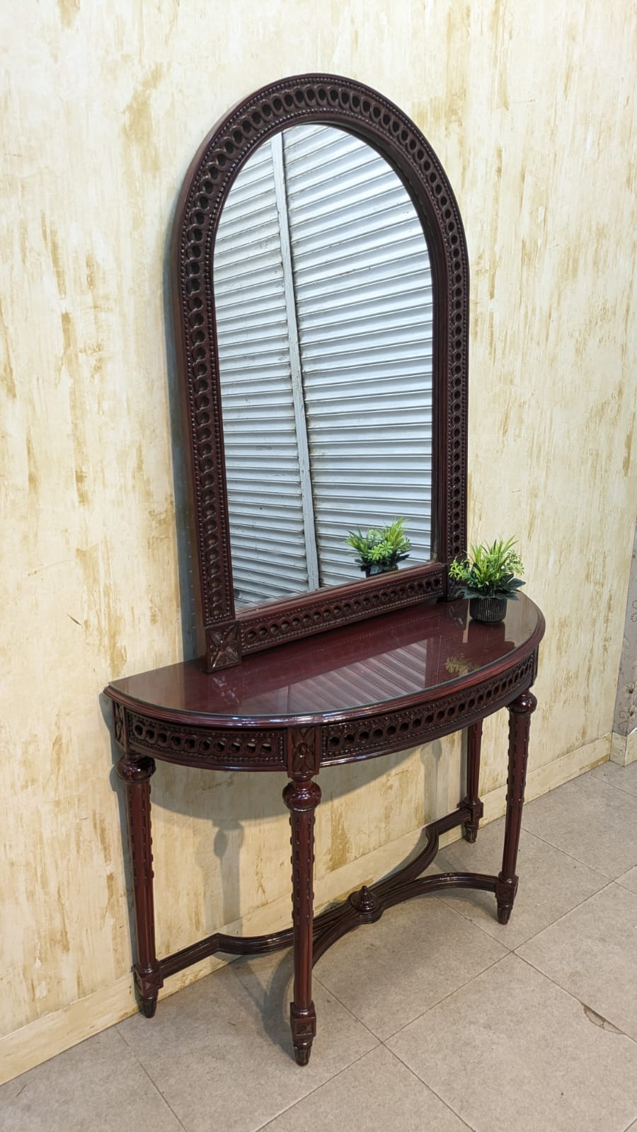 Console with wall Mounted Mirror