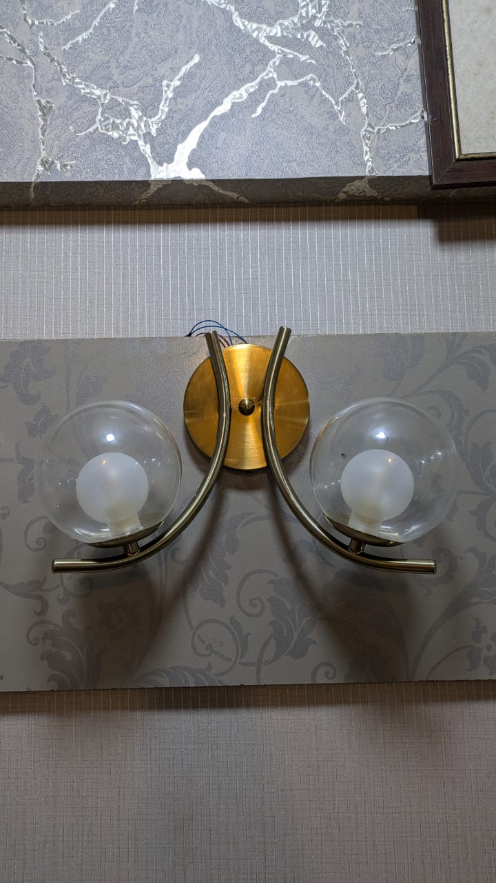 Chandelier with 2 Wall Side Light's