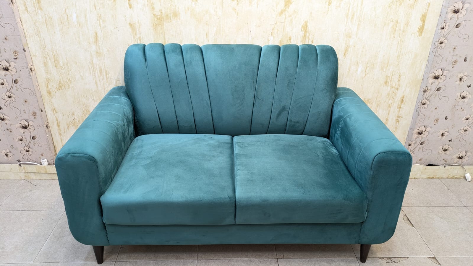 Comfortable 2-Seater Sofa – Stylish & Cozy