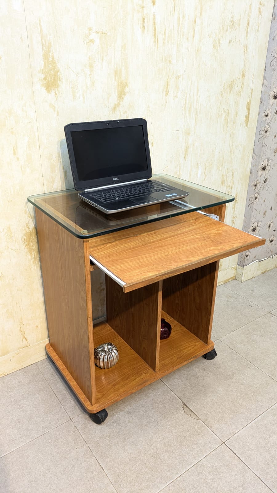 Computer trolley