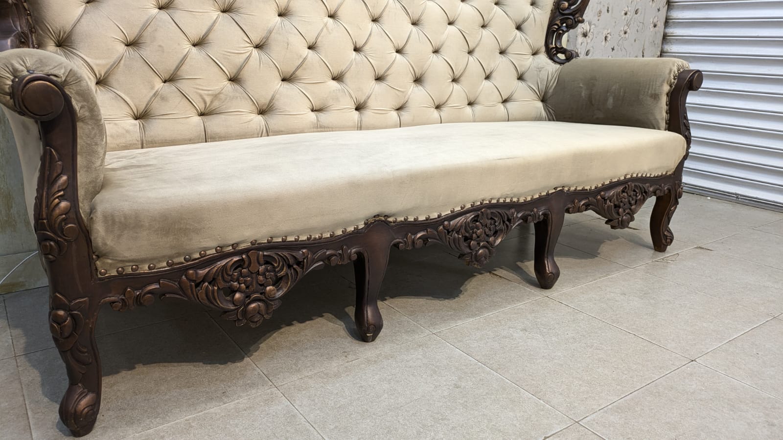 Solid Sheesham Wood Chinioti 5-Seater Sofa Set