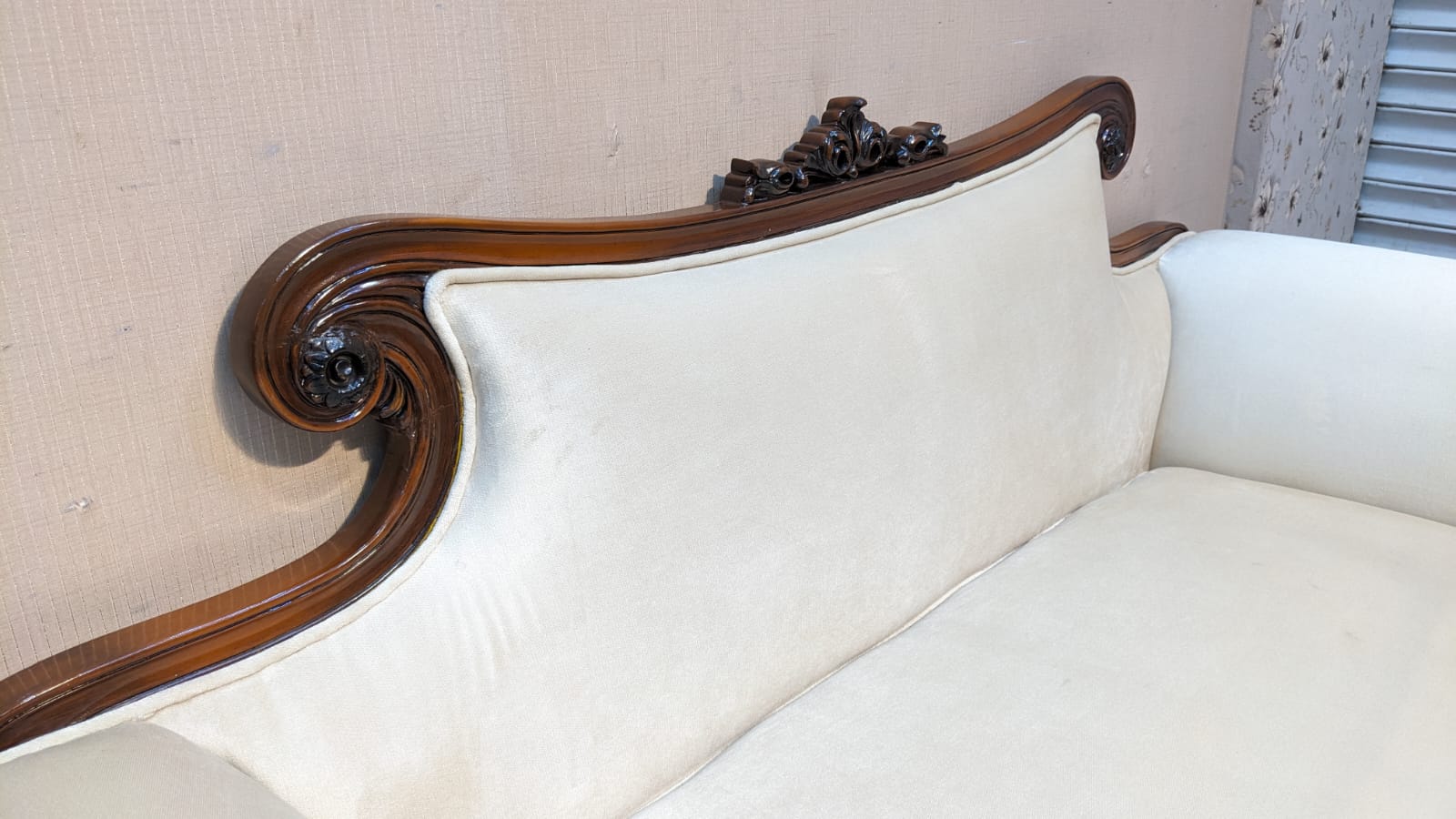 Solid Sheesham Wood 2 Seater Divan