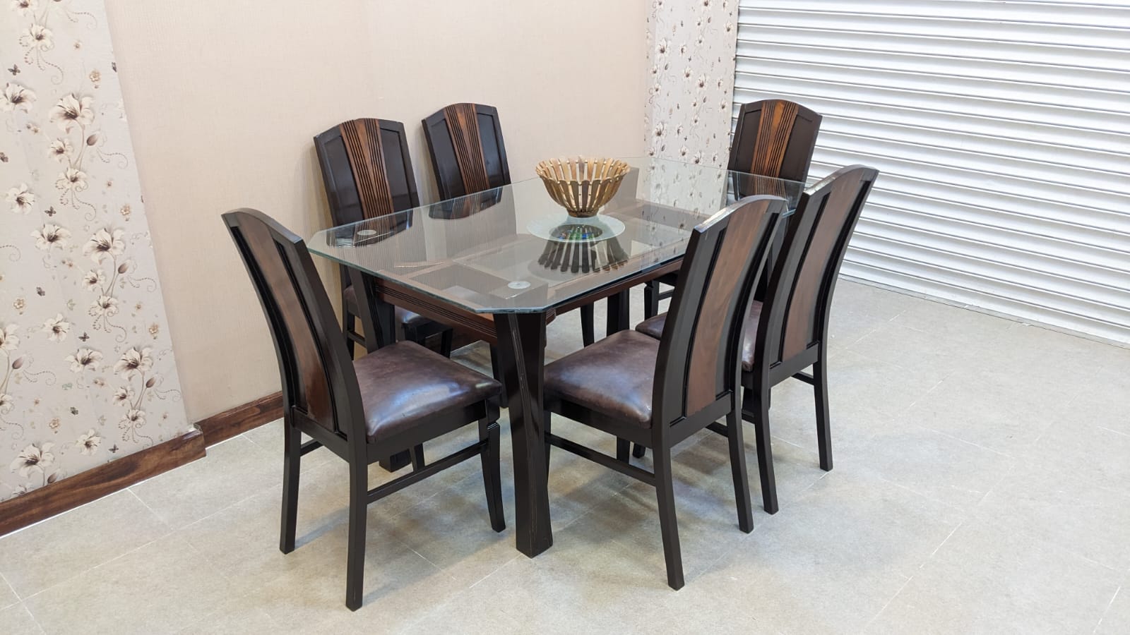 6 Seater Dining Table