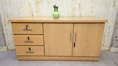 Side Board
